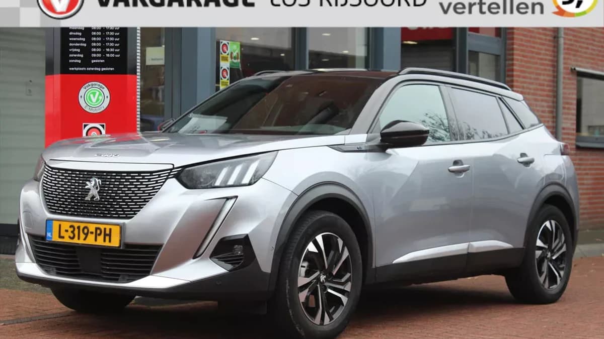 Peugeot E-2008 Ev 50kwh *Gt* | Soh 91.16% | Camera | Carplay | Navigatie | Stoelverwarming | Cruise & Climate Control | Pdc | Privacy | Orig. Nl | Bluetooth | — foto 1