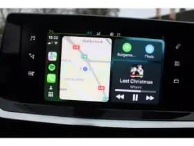 Peugeot E-2008 Ev 50kwh *Gt* | Soh 91.16% | Camera | Carplay | Navigatie | Stoelverwarming | Cruise & Climate Control | Pdc | Privacy | Orig. Nl | Bluetooth | thumbnail 7