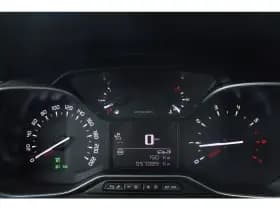 CitroëN C3 1.2 Puretech *Shine* | Carplay | Camera | Cruise & Climate Control | Pdc | Navigatie | Privacy | thumbnail 8