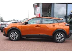 Peugeot E-2008 Ev 50kwh *Active* | Soh 100% | 3 Fase | Carplay | Cruise & Climate Control | Pdc | Navigatie | Bluetooth | Leuk! | thumbnail 3