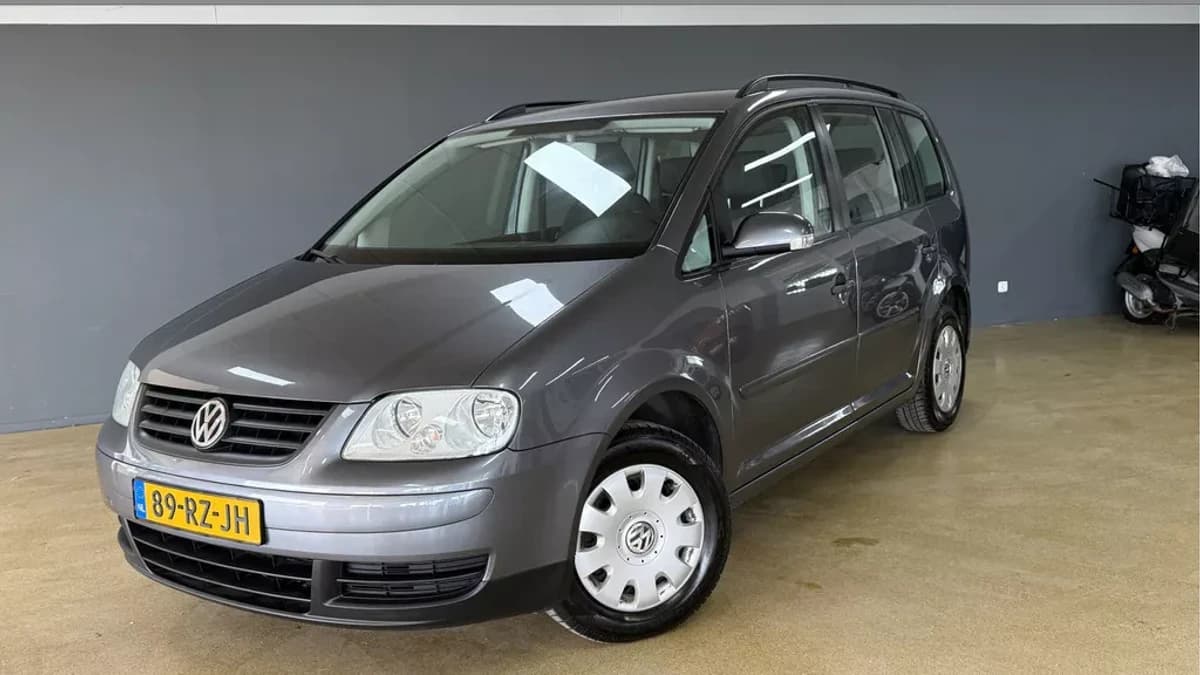 Volkswagen Touran 1.6-16v Fsi Business | Trekhaak | Cruise — foto 1