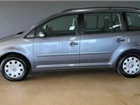 Volkswagen Touran 1.6-16v Fsi Business | Trekhaak | Cruise thumbnail 2