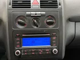 Volkswagen Touran 1.6-16v Fsi Business | Trekhaak | Cruise thumbnail 13