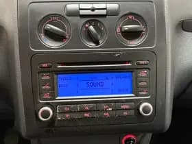 Volkswagen Touran 1.6-16v Fsi Business | Trekhaak | Cruise thumbnail 14