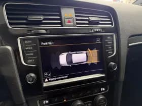 Volkswagen Golf thumbnail 17