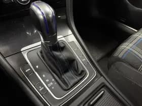 Volkswagen Golf thumbnail 20