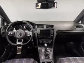 Volkswagen Golf thumbnail 9