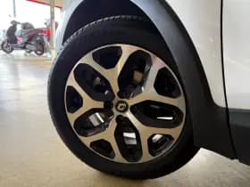 Renault Captur thumbnail 25