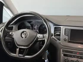 Volkswagen Golf thumbnail 11