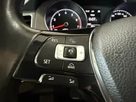 Volkswagen Golf thumbnail 12