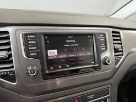 Volkswagen Golf thumbnail 18