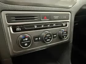 Volkswagen Golf thumbnail 19