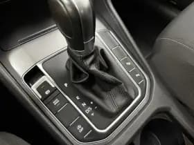 Volkswagen Golf thumbnail 23