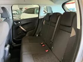 Peugeot 2008 thumbnail 17