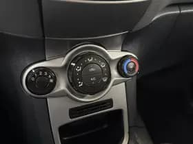 Ford Fiesta 1.25 Limited | Apple Carplay | Airco thumbnail 11