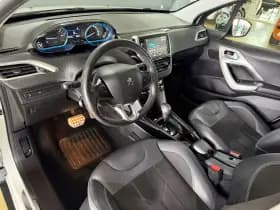 Peugeot 2008 1.2 Puretech Allure | Navi | Automaat thumbnail 7