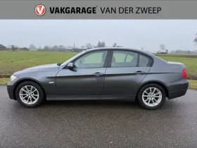 BMW 3-Serie thumbnail 2