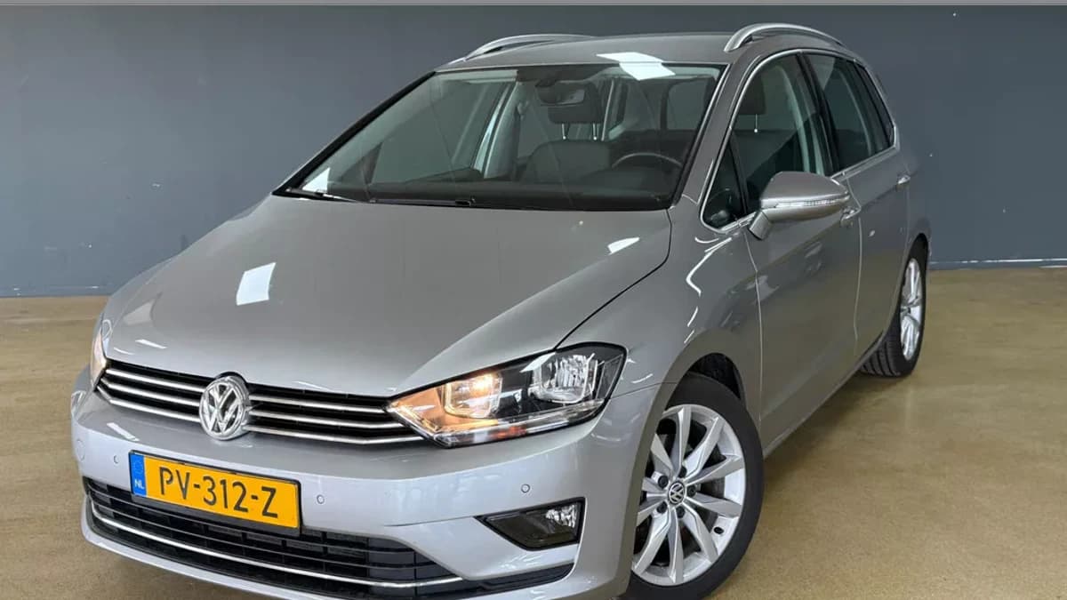 Volkswagen Golf — foto 1