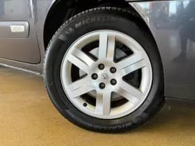 Renault Espace thumbnail 16