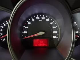 Kia Rio thumbnail 14