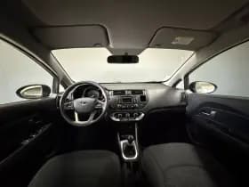 Kia Rio thumbnail 9