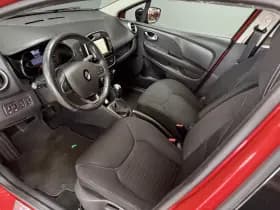 Renault Clio thumbnail 7