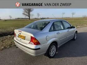 Ford Focus thumbnail 4