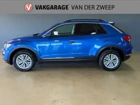 Volkswagen T-Roc thumbnail 2