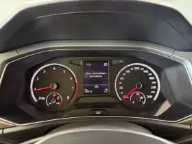 Volkswagen T-Roc thumbnail 17