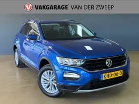 Volkswagen T-Roc thumbnail 5
