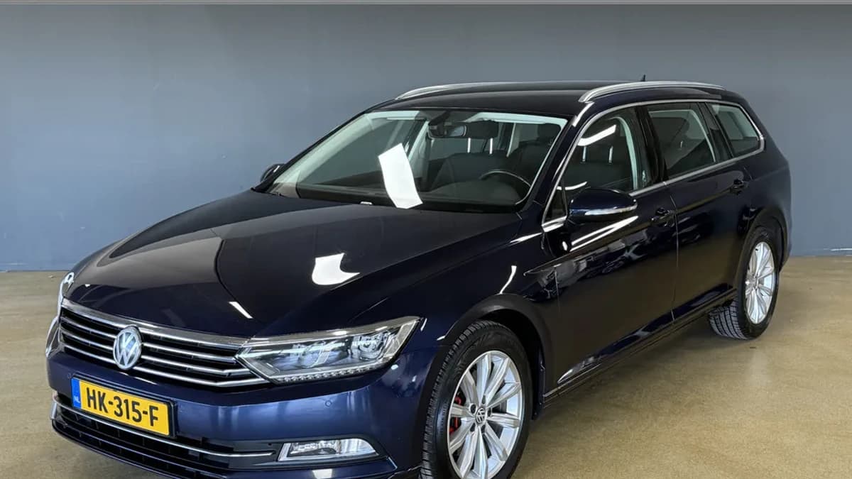Volkswagen Passat — foto 1