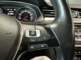 Volkswagen Passat thumbnail 13