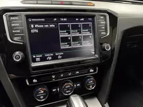 Volkswagen Passat thumbnail 16