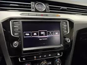 Volkswagen Passat thumbnail 18