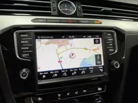 Volkswagen Passat thumbnail 19