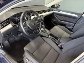 Volkswagen Passat thumbnail 7