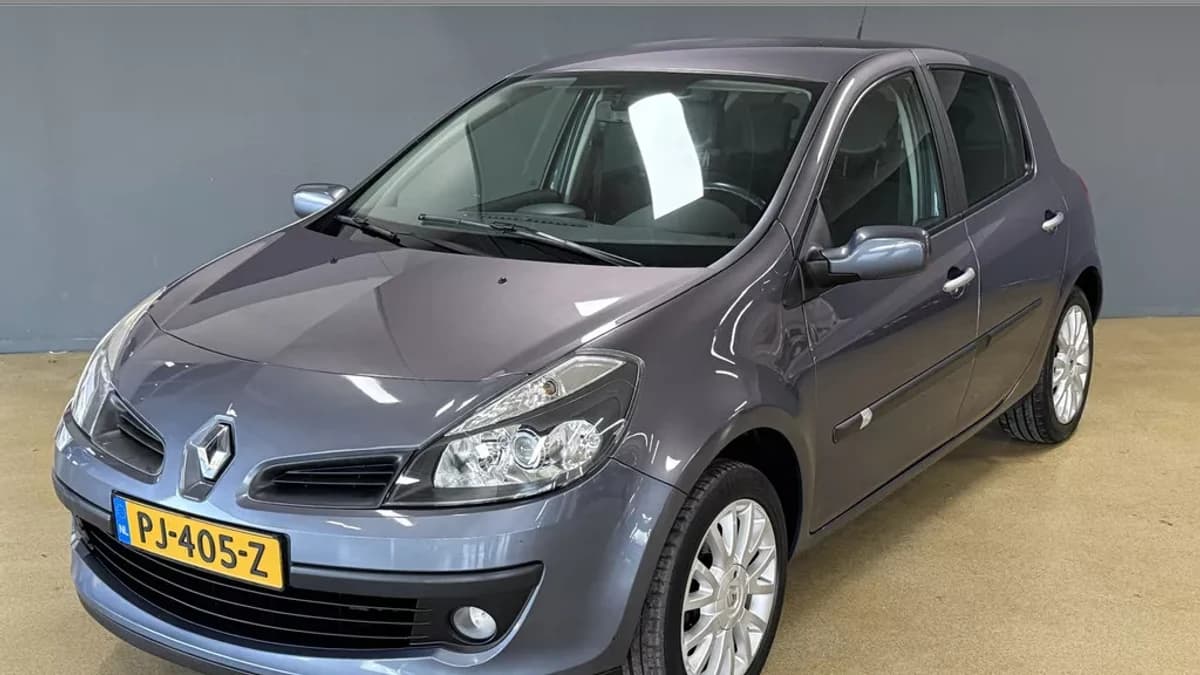 Renault Clio — foto 1