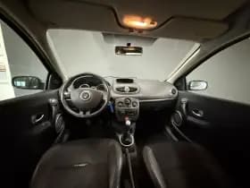 Renault Clio thumbnail 11
