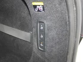 Volvo V90 Cross Country T5 AWD 90th Anniversary Edition thumbnail 13