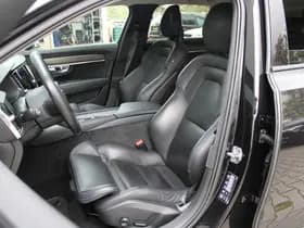 Volvo V90 Cross Country T5 AWD 90th Anniversary Edition thumbnail 4