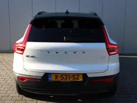 Volvo XC40 Twin Motor Plus 82 kWh thumbnail 9