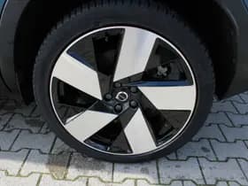 Volvo XC40 Recharge Plus thumbnail 15