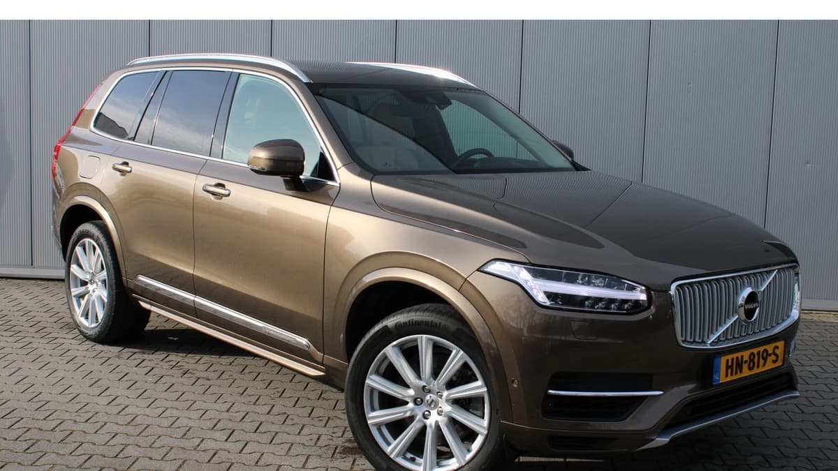 Volvo XC90 T8 Twin Engine AWD Inscription — foto 1