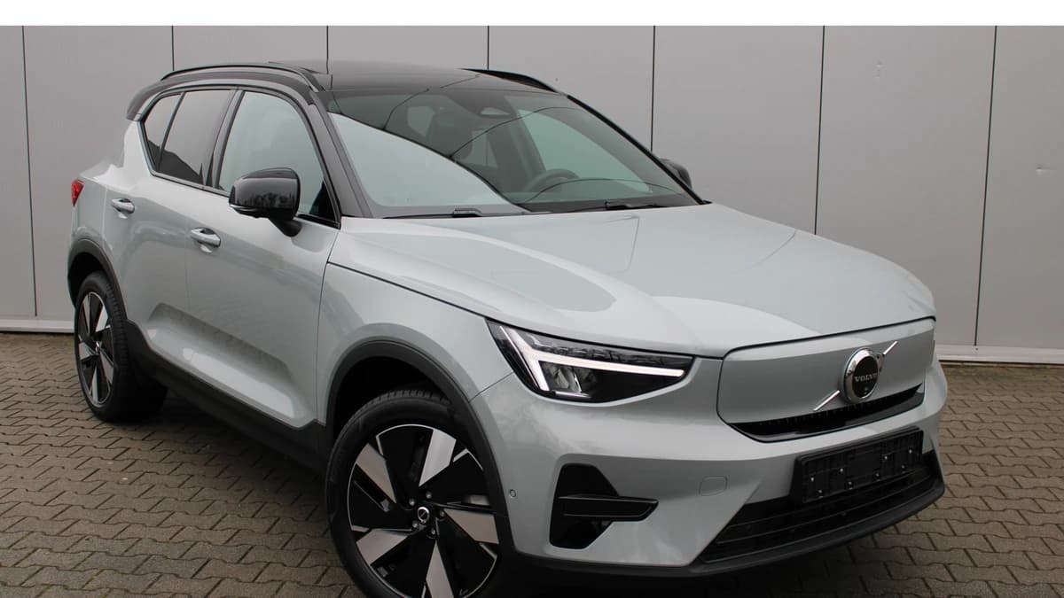 Volvo EX40 Extended Range Plus 82 kWh — foto 1