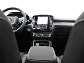 Volvo EX40 Extended Range Plus 82 kWh thumbnail 32