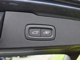 Volvo V60 T6 AWD 350PK Plug-in Hybrid Plus Dark thumbnail 19