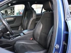 Volvo XC40 Recharge P8 AWD R-Design thumbnail 4