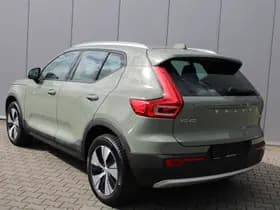 Volvo XC40 thumbnail 8