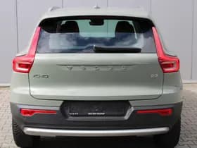 Volvo XC40 thumbnail 9