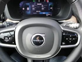 Volvo XC60 T6 Plug-in hybrid AWD Plus Dark thumbnail 28